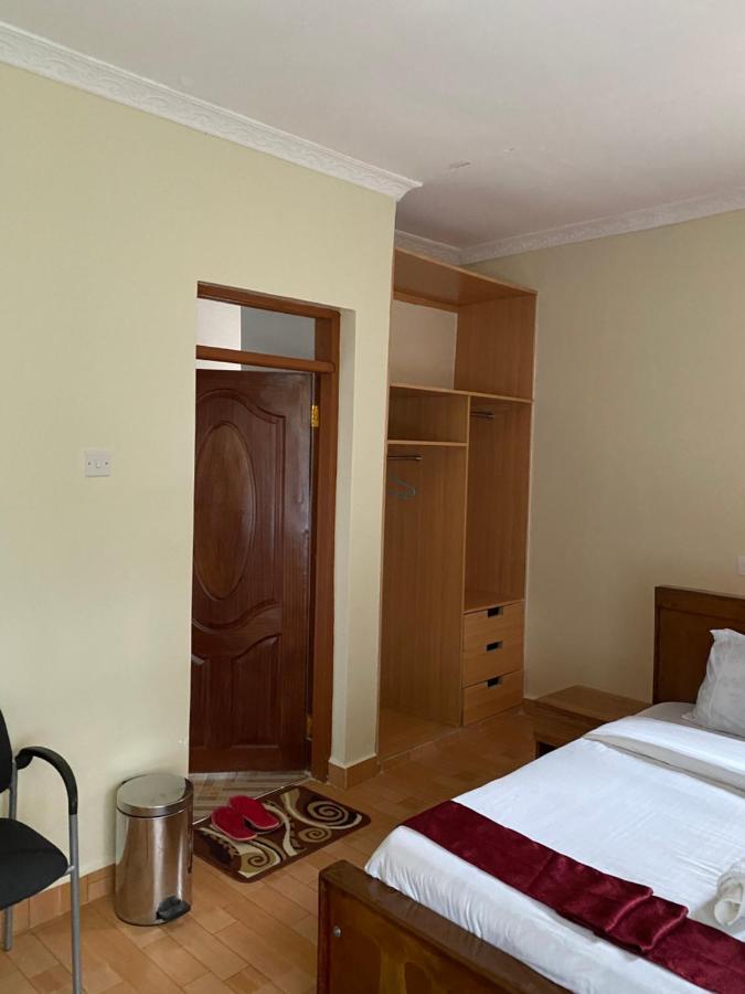 Acacia Gardens Gilgil Hotel ภายนอก รูปภาพ